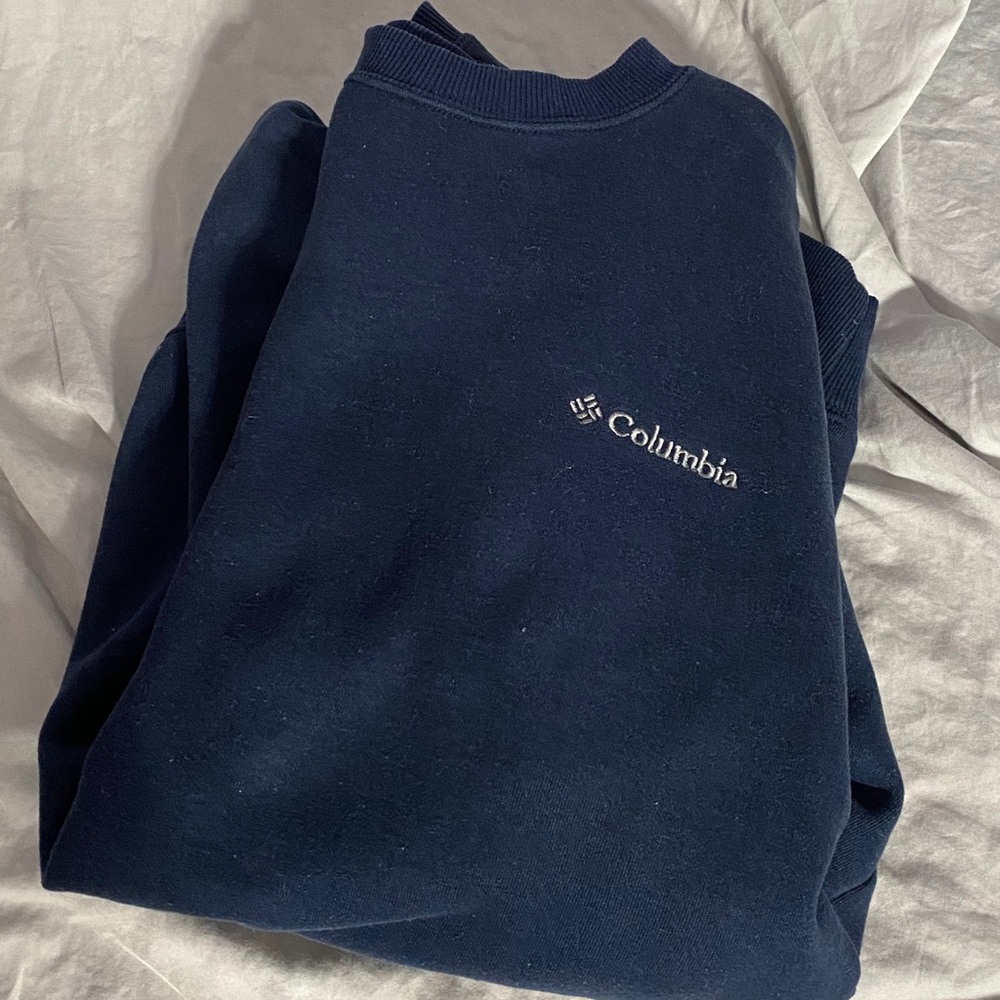 columbia crew neck